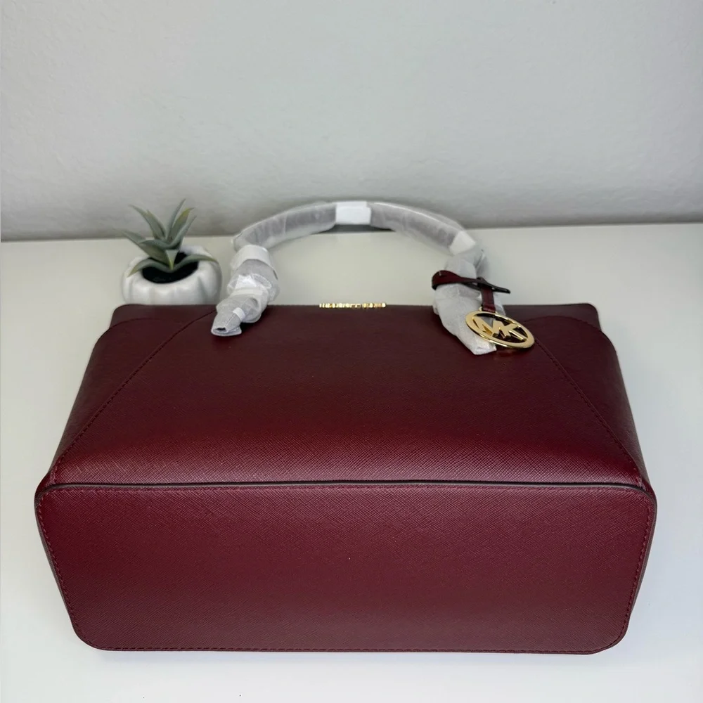 Michael Kors Large Charlotte Tote Bag Luggage Leather Oxblood (NWT) - Picture 5 of 10